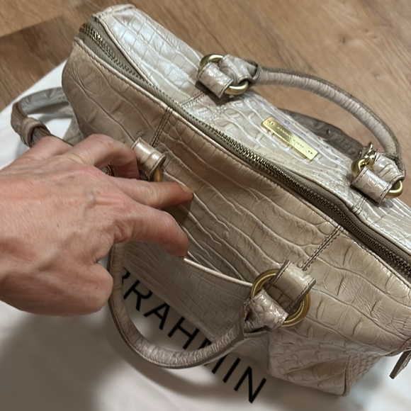 Brahmin satchel Shoulder Cream Purse - Picture 4 of 7